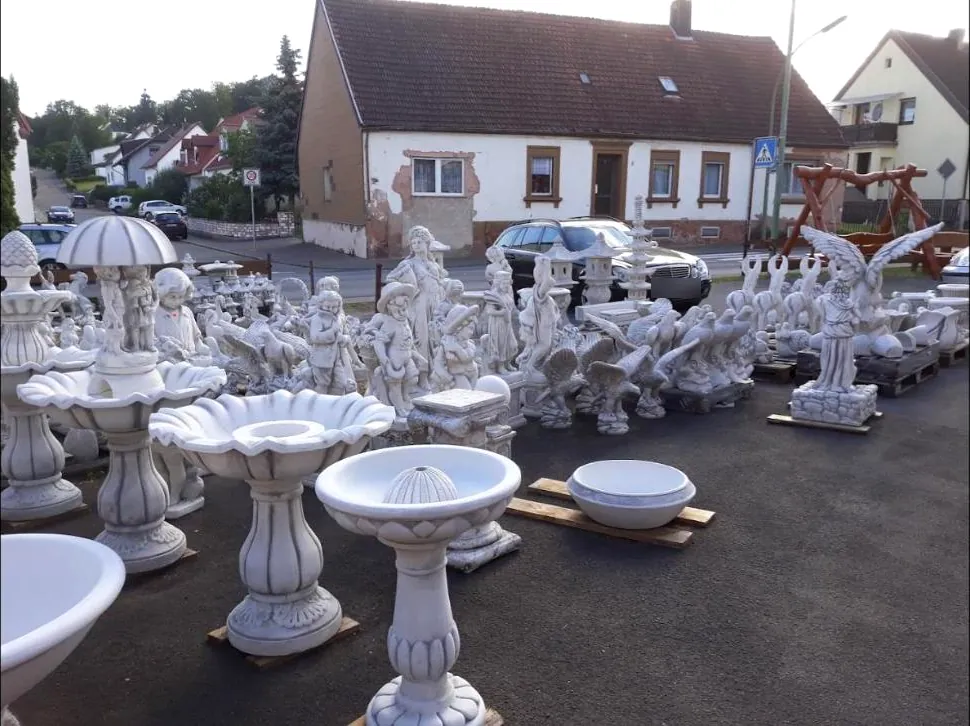 Der Figurenhof
